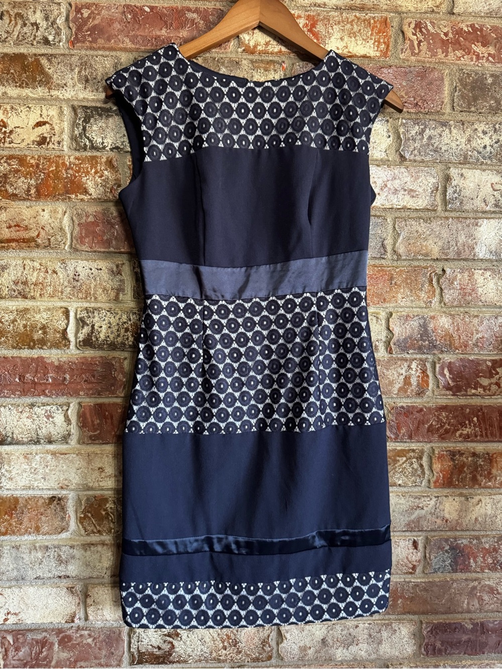 Sandra Darren Navy and White Patterned Sheath Dress